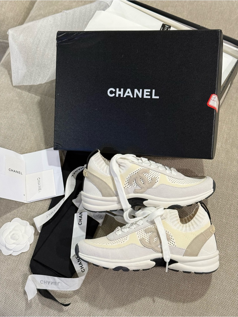 NWT CHANEL G35617 CC Knit Suede Sneakers Ivory White Size 39 With Box Dust Bag
